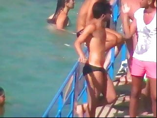 让我们在speedos 1u1y中窥探隔壁的意大利男性